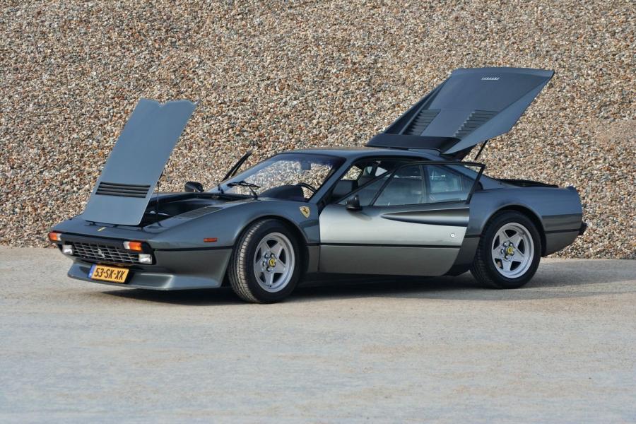  Ferrari 308 GTB Quattrovalvole 1982 года  (фото 35 из 61)